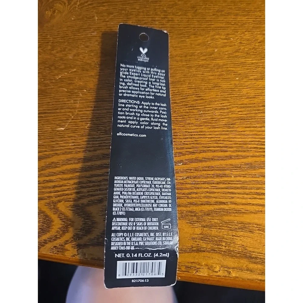 e.l.f. Expert‎ Liquid Eyeliner, 21706 Charcoal - 0.14 fl oz